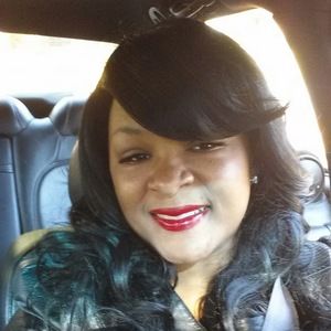 Meet your Posher, Selena